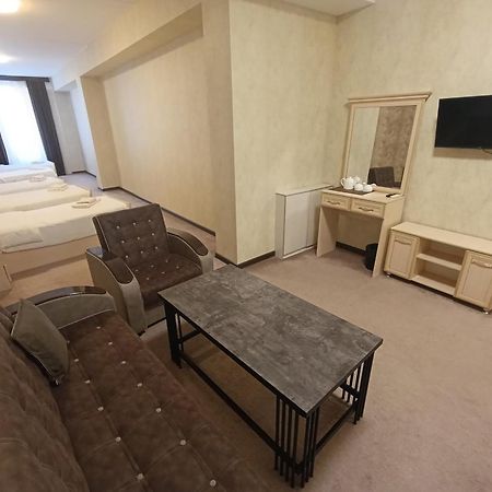 Grand Karavan Hotel Ташкент Екстериор снимка