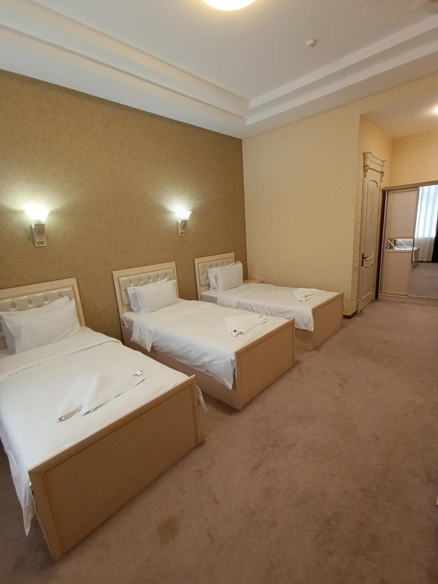Grand Karavan Hotel Ташкент Екстериор снимка