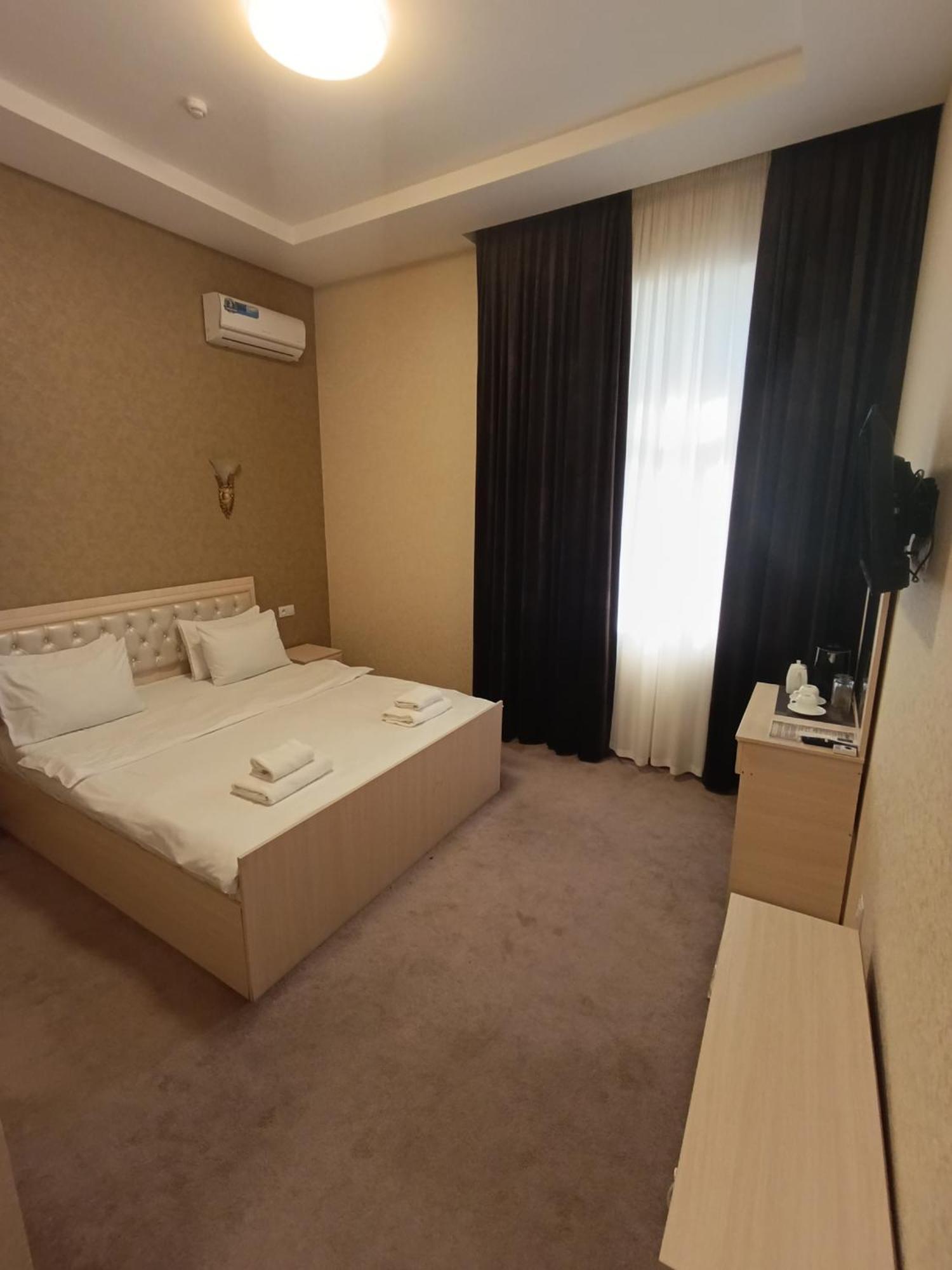Grand Karavan Hotel Ташкент Екстериор снимка