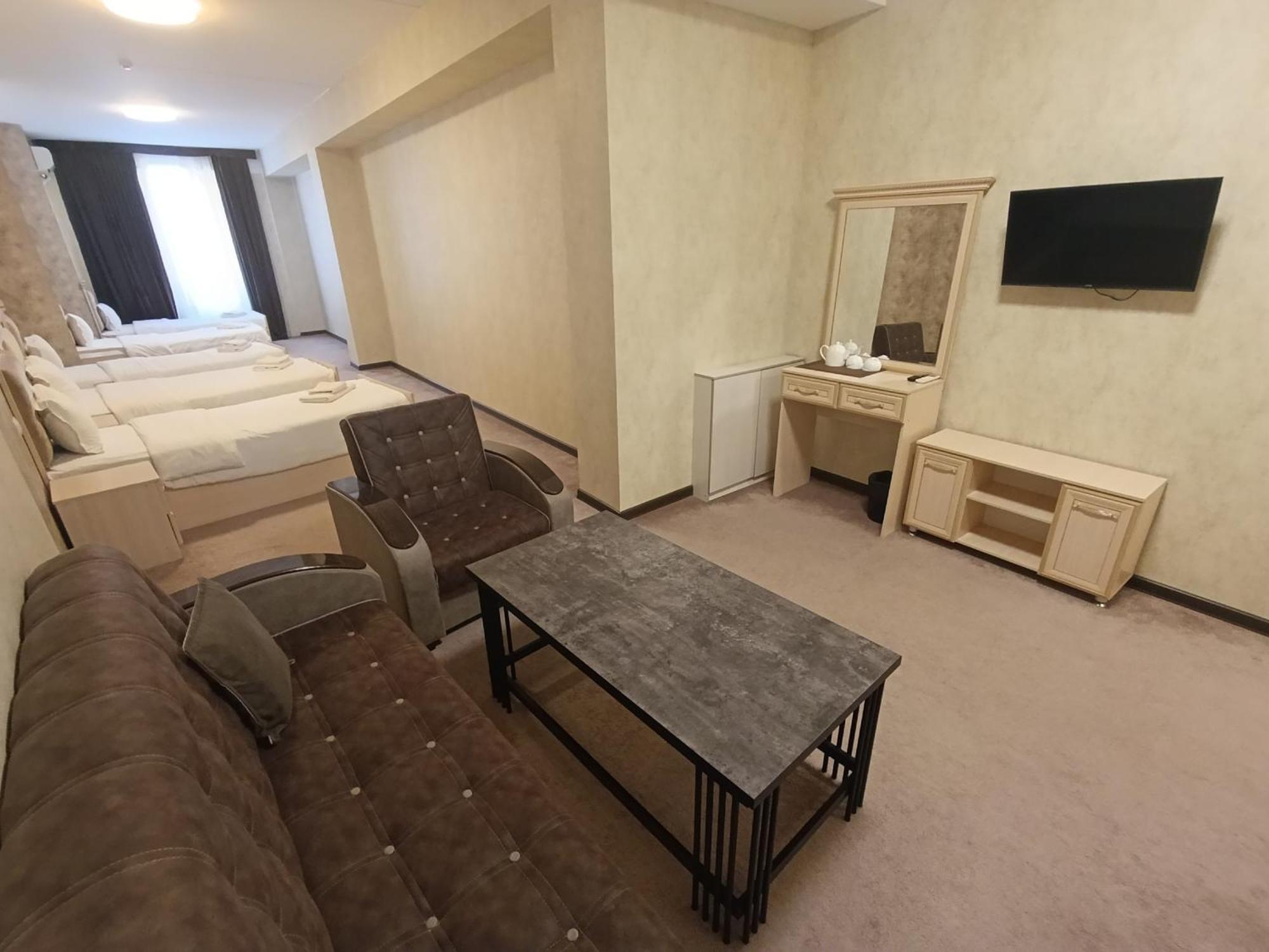 Grand Karavan Hotel Ташкент Екстериор снимка